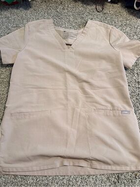 FIGS scrub top